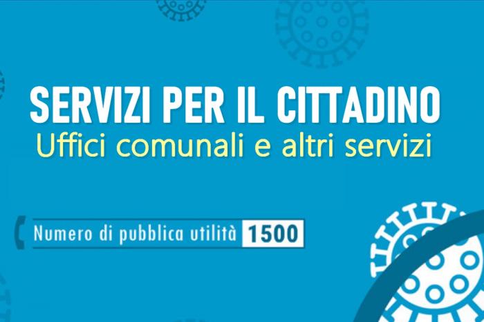 scritte bianche su sfondo azzurro