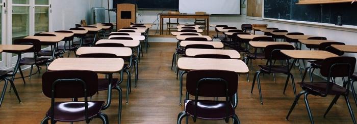 banchi di scuola 
