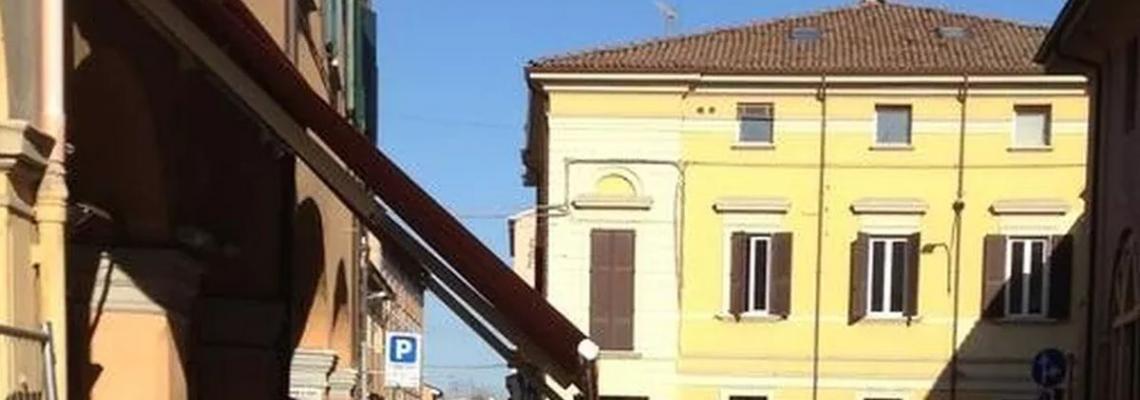 dehors via Cremonino Cento