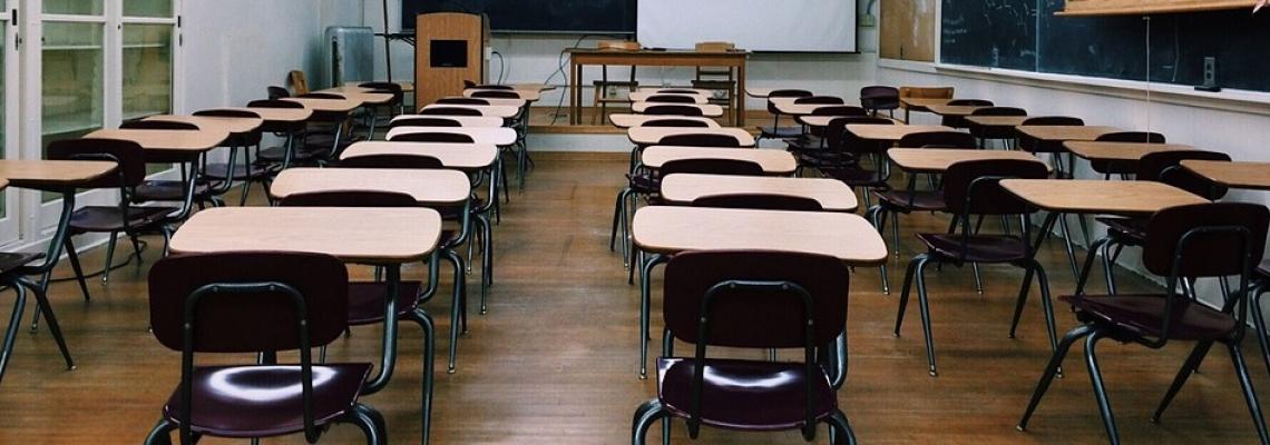 banchi di scuola 