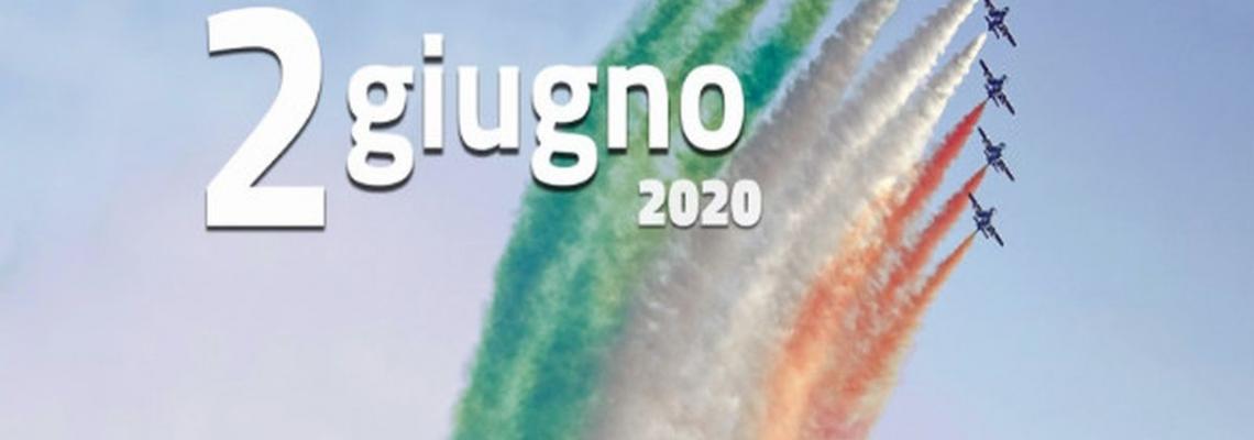 frecce tricolori con la scia tricolore e scritta 2 giugno