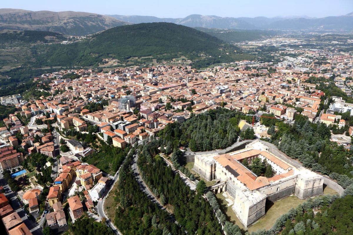 veduta aerea città L'Aquila